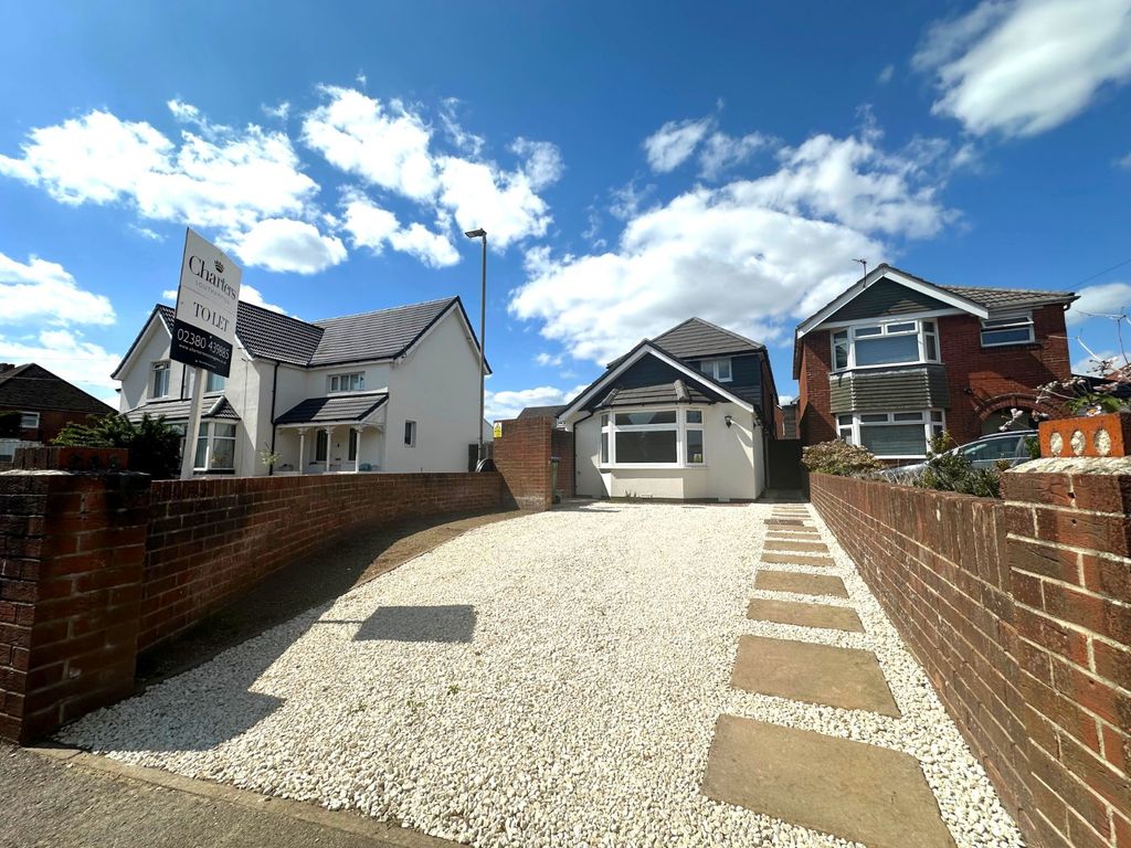 Property photo 1 of 16 Picture No. 03