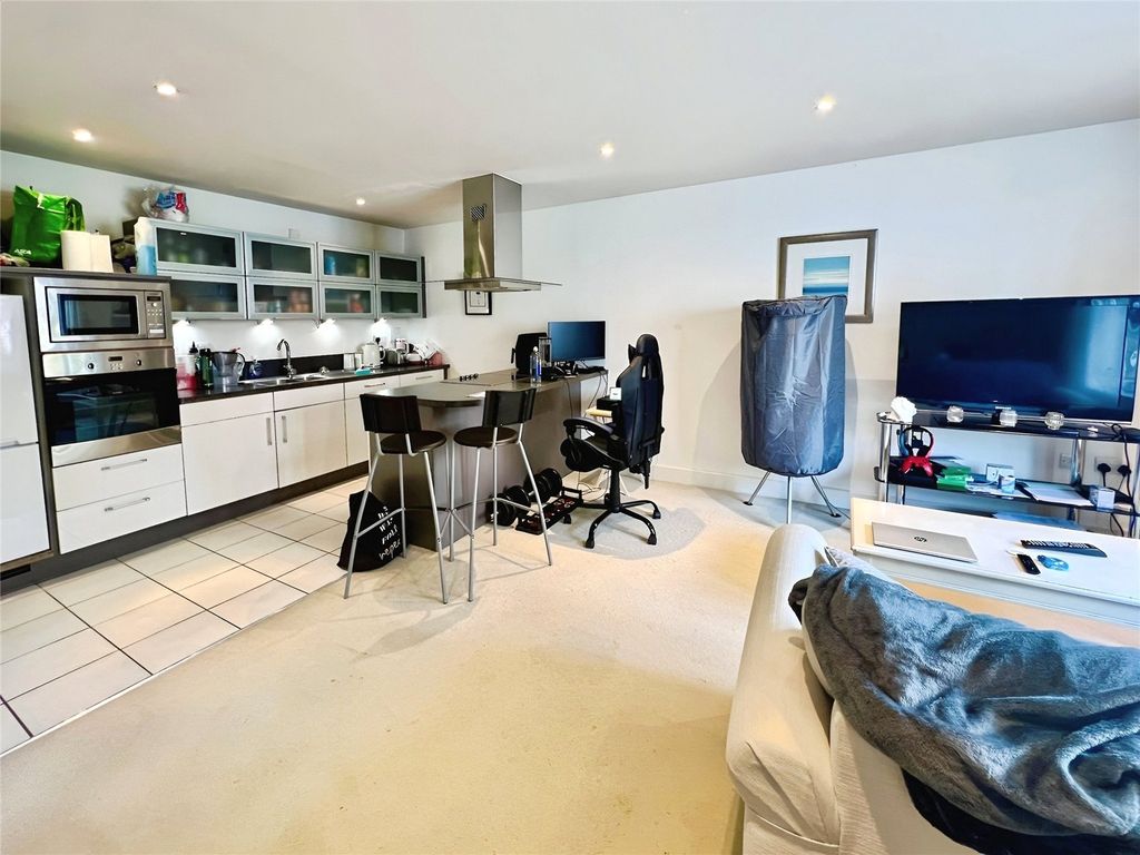 Property photo 2 of 9 Picture No. 89