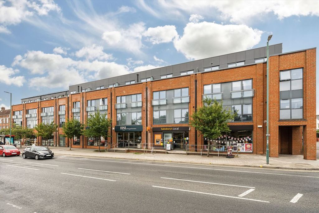 Property photo 1 of 6