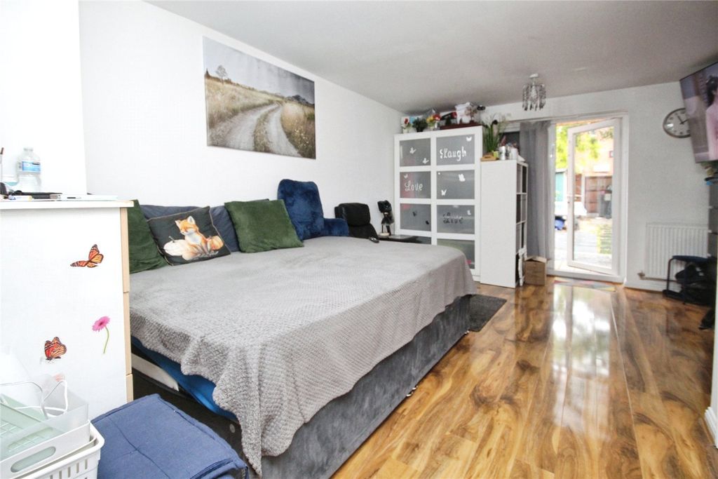 Property photo 2 of 7 Picture No. 02