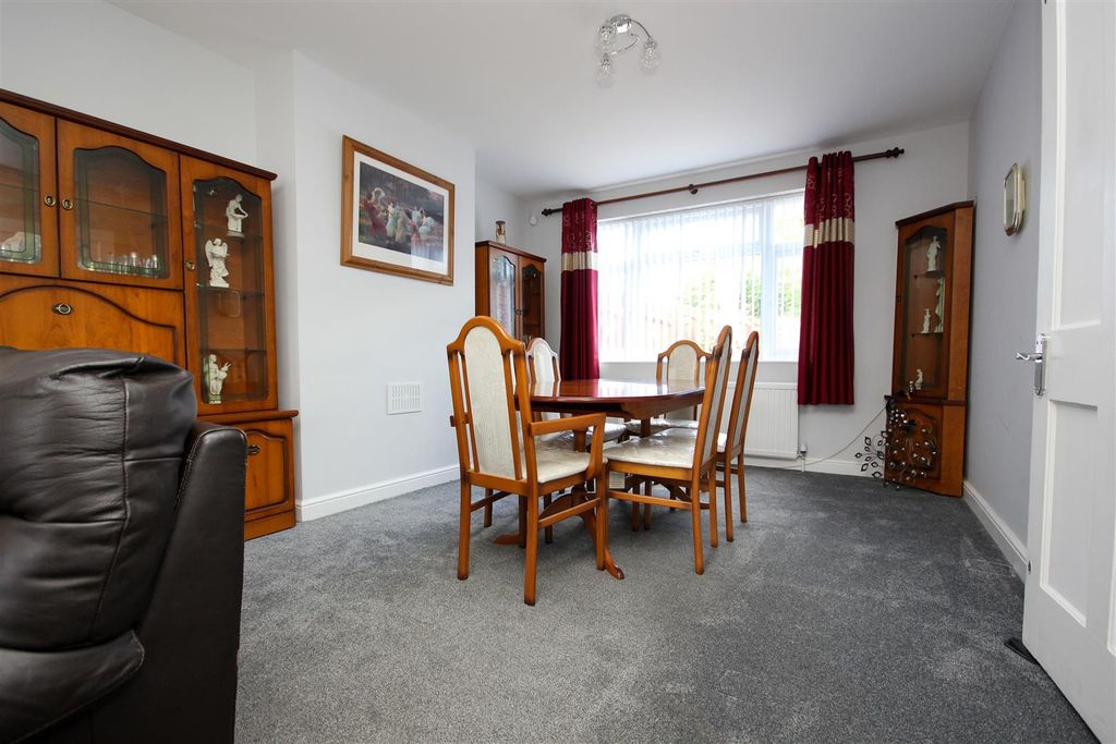 Property photo 3 of 16 Img_2076.Jpg