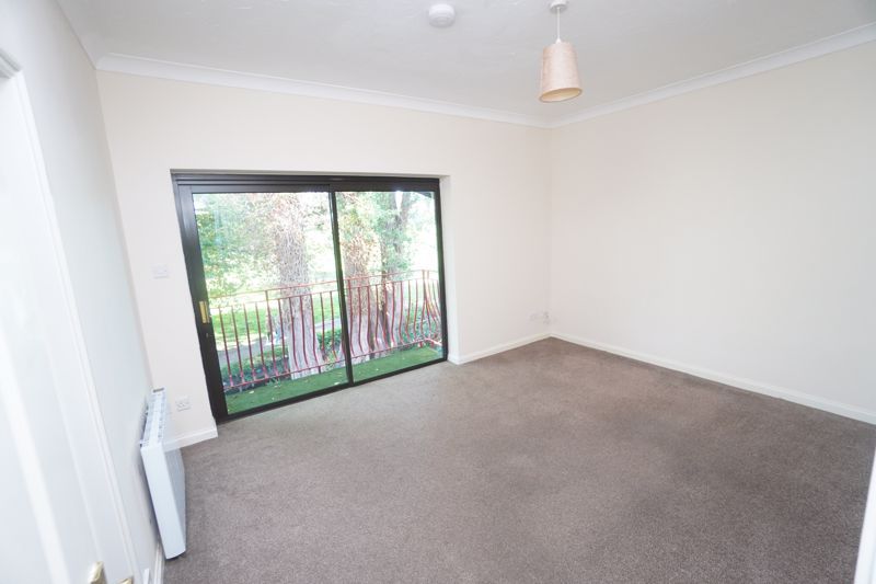 Property photo 2 of 16 Photo 17