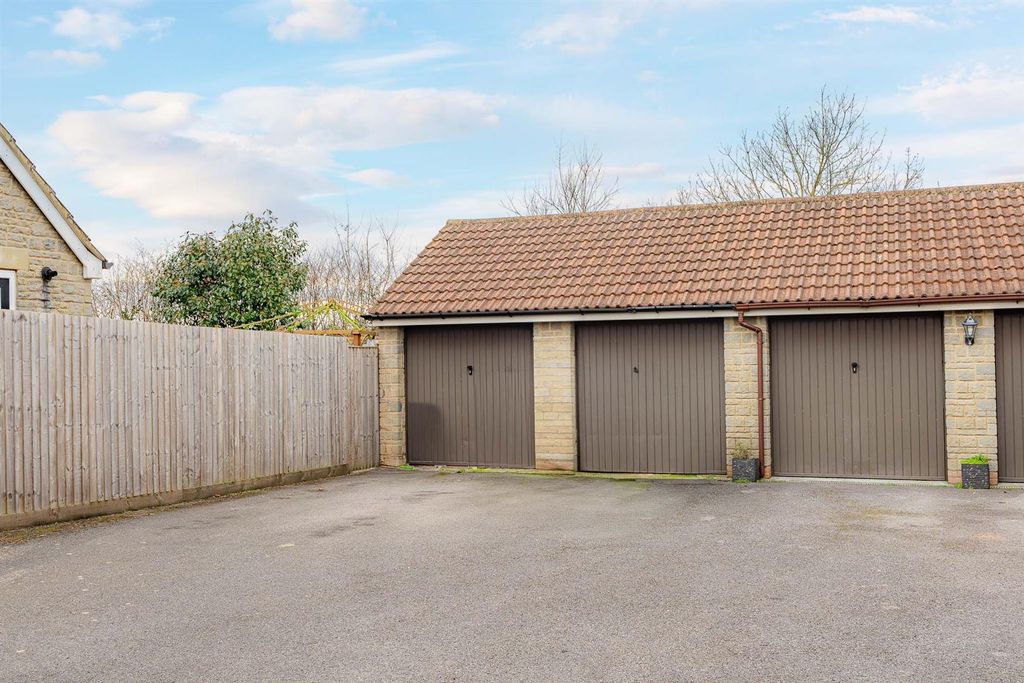 Property photo 3 of 33 Double Garage