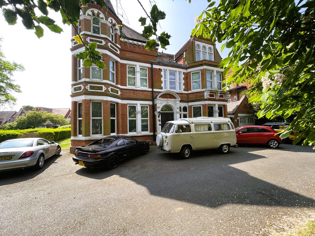 Property photo 3 of 26