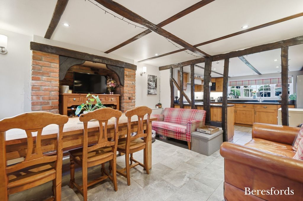 Property photo 2 of 34 Picture 2