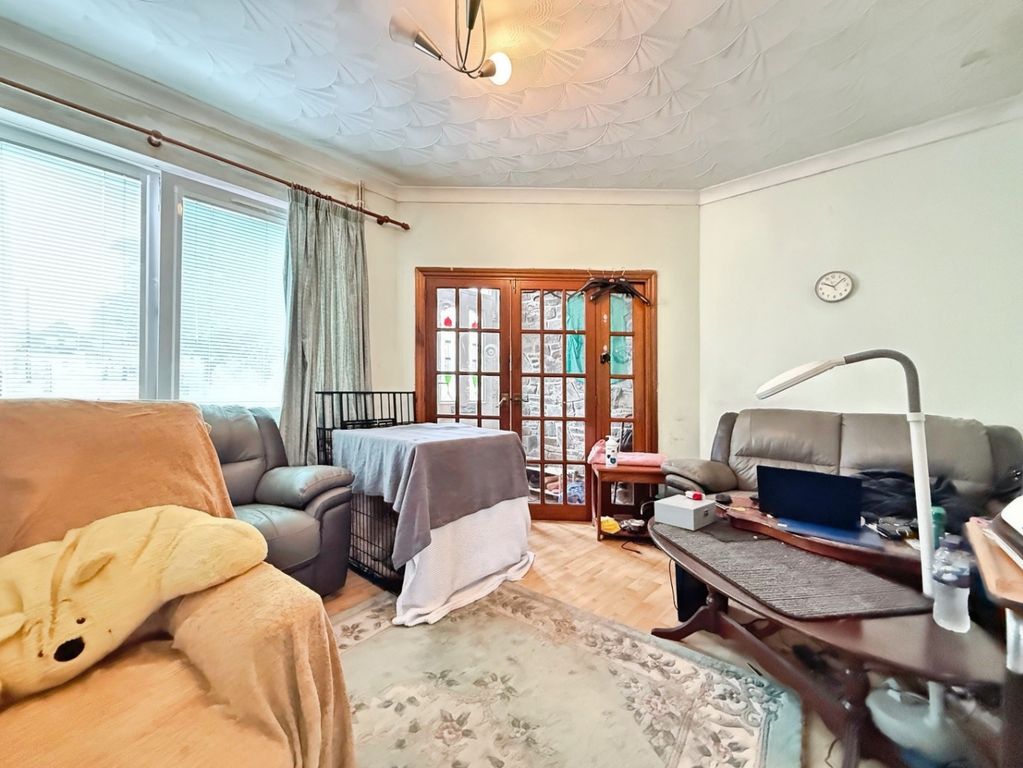 Property photo 3 of 20 4444674