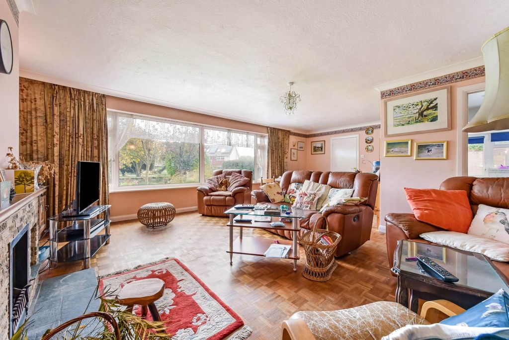 Property photo 2 of 22