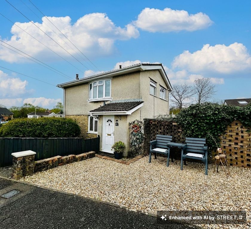 Property photo 1 of 8