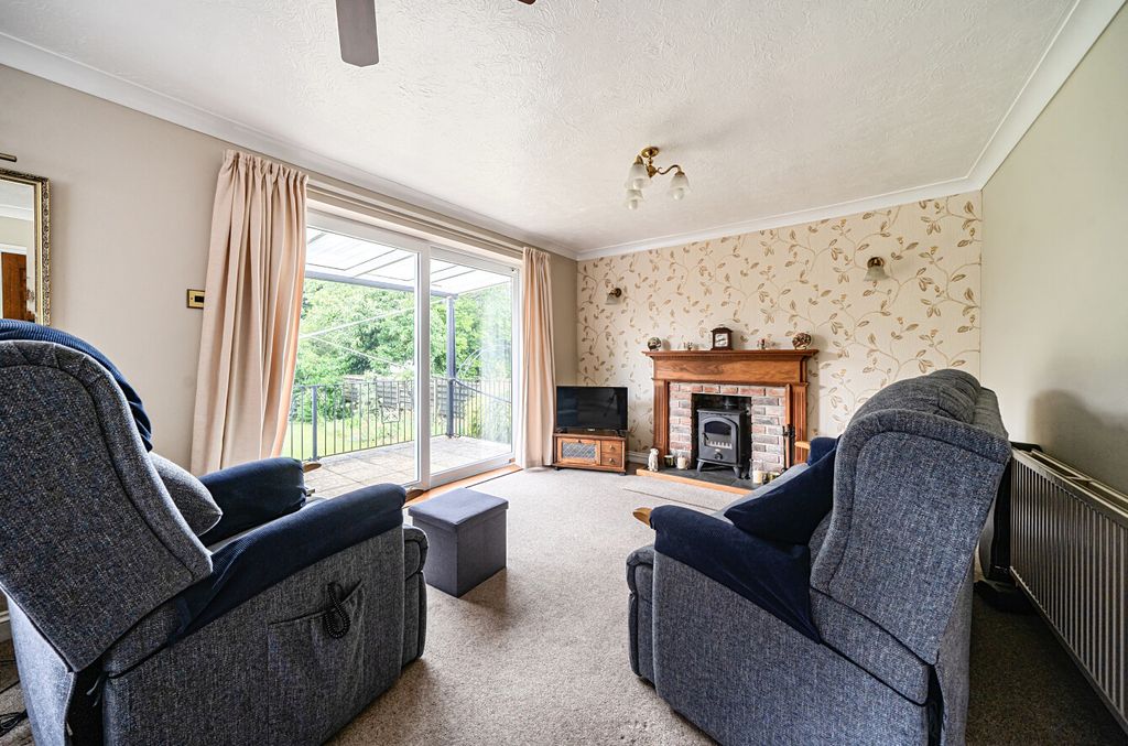 Property photo 3 of 27 1470821-5-6A1F1A4...