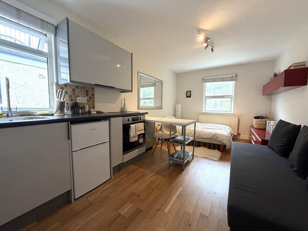 Property photo 1 of 5 Kitchen