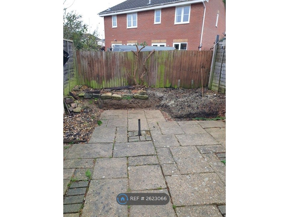 Property photo 2 of 35 Garden