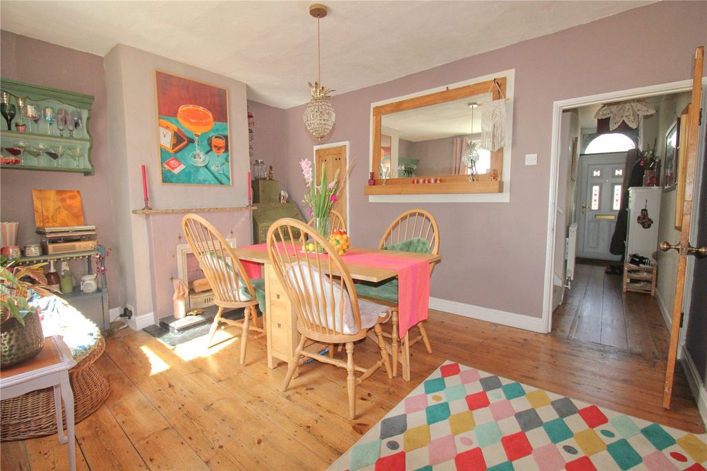 Property photo 2 of 17 Picture No. 06