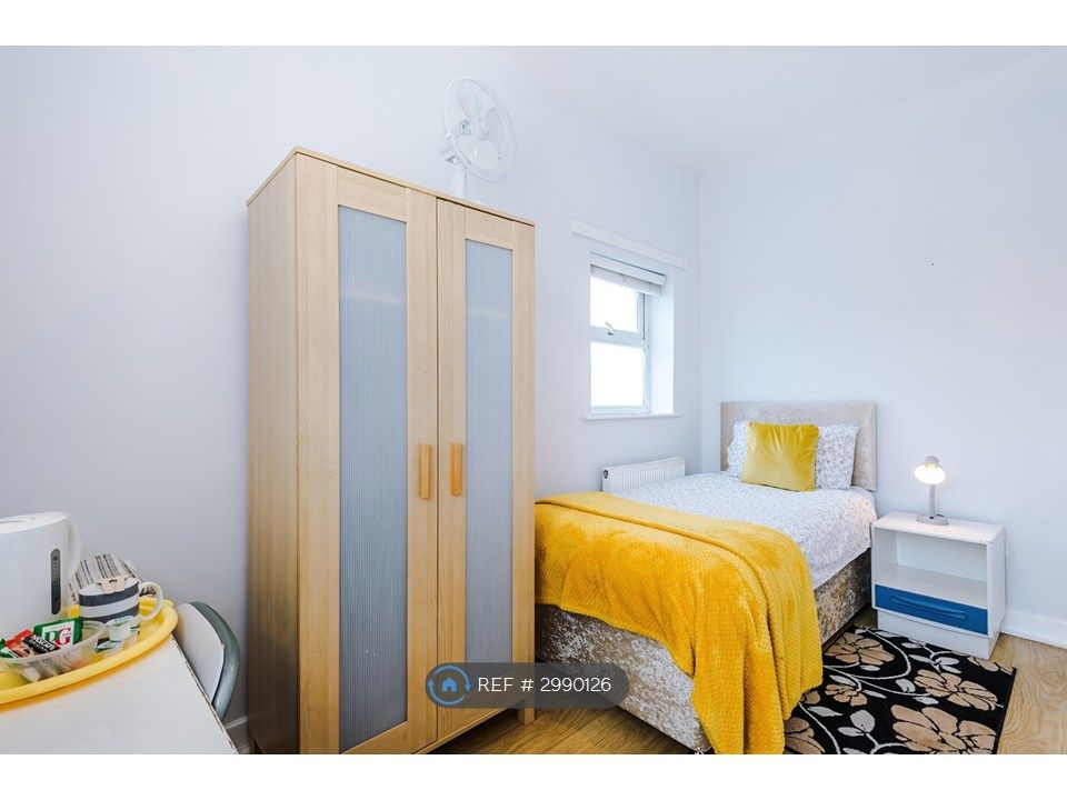 Property photo 1 of 20