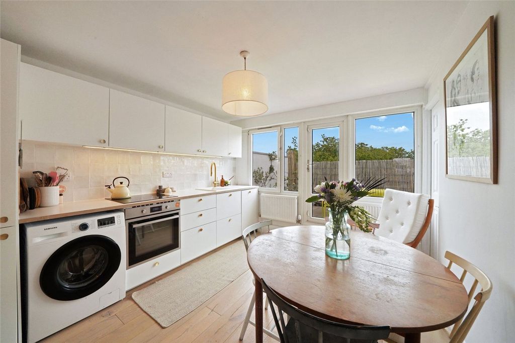 Property photo 1 of 15 Picture No. 06