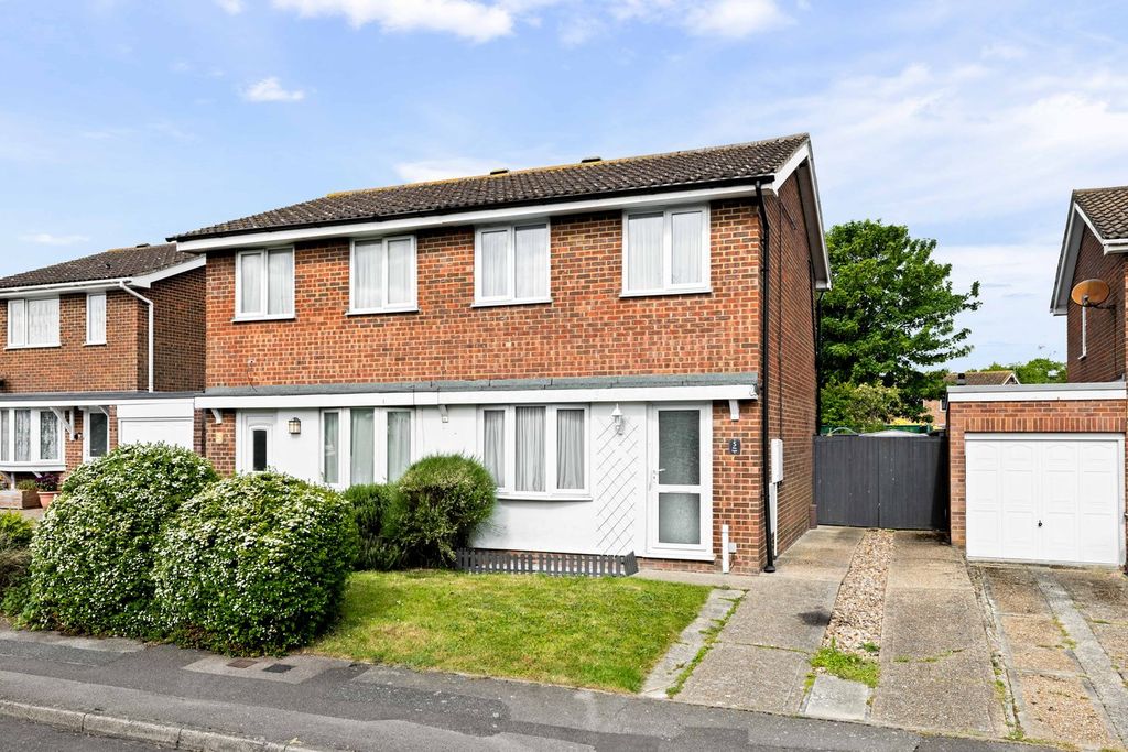Property photo 1 of 12