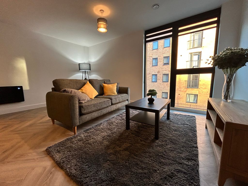Property photo 3 of 5 Living Room