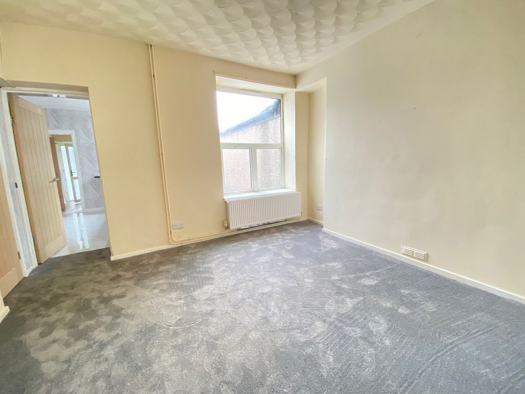 Property photo 3 of 11 Not Specified