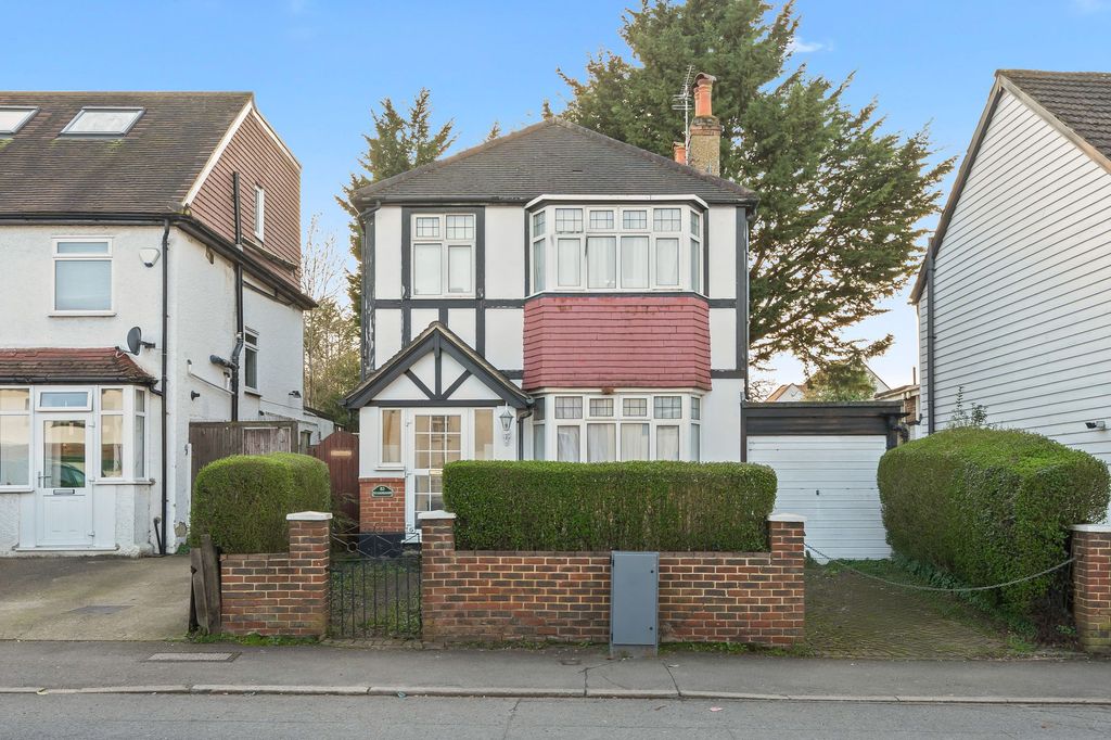 Property photo 1 of 11