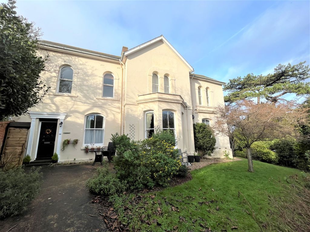 Property photo 1 of 12 Front