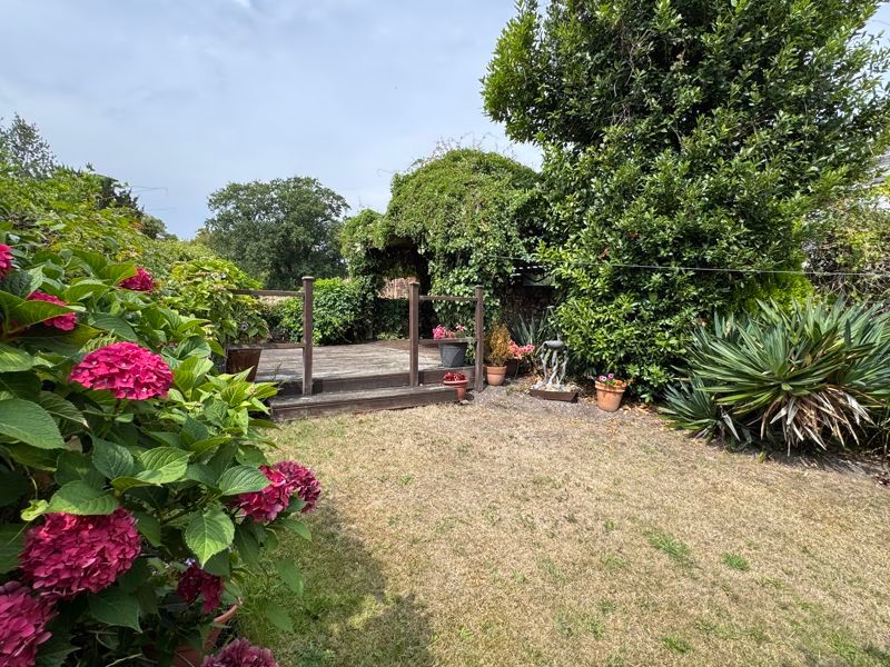Property photo 3 of 20 Photo 6
