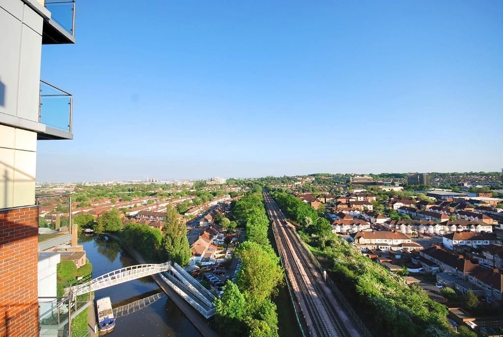 Property photo 2 of 14