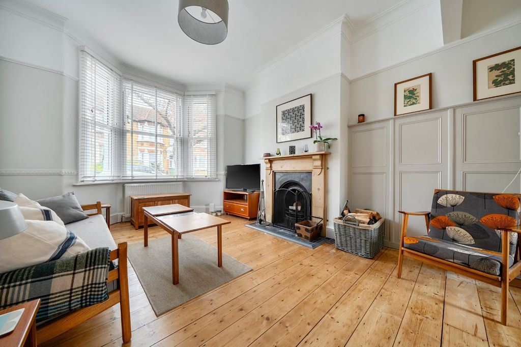 Property photo 2 of 18 Reception