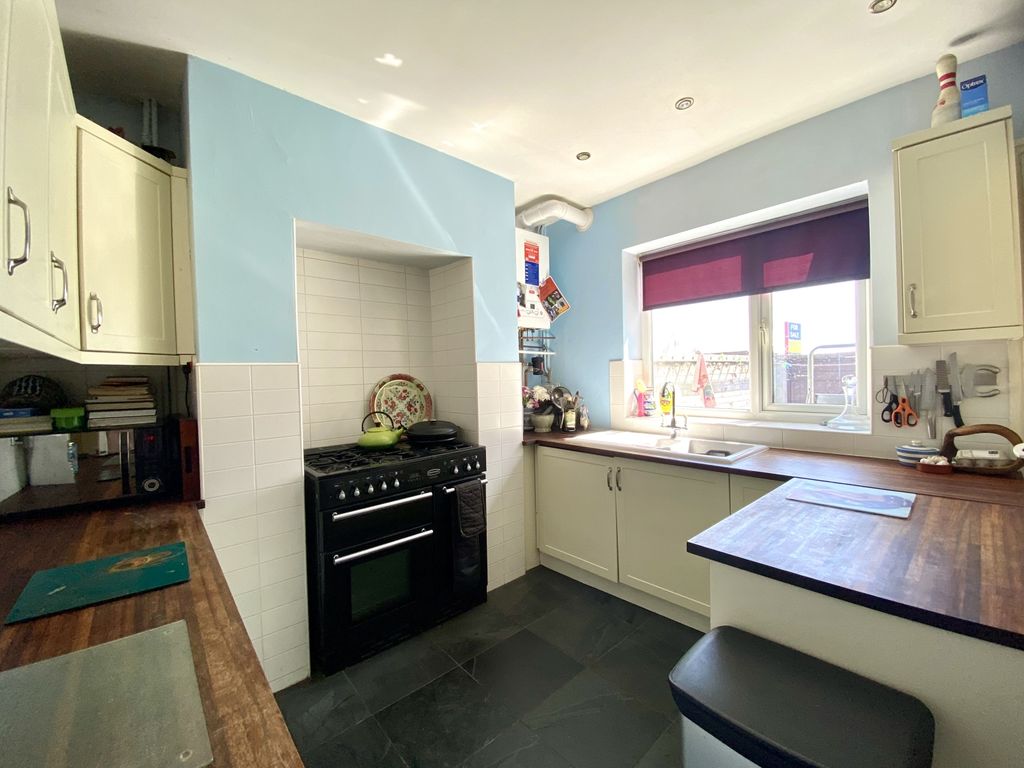 Property photo 3 of 10 Img_6023