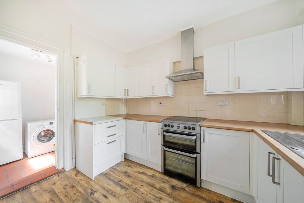 Property photo 2 of 20 1494305-18-6A5611...