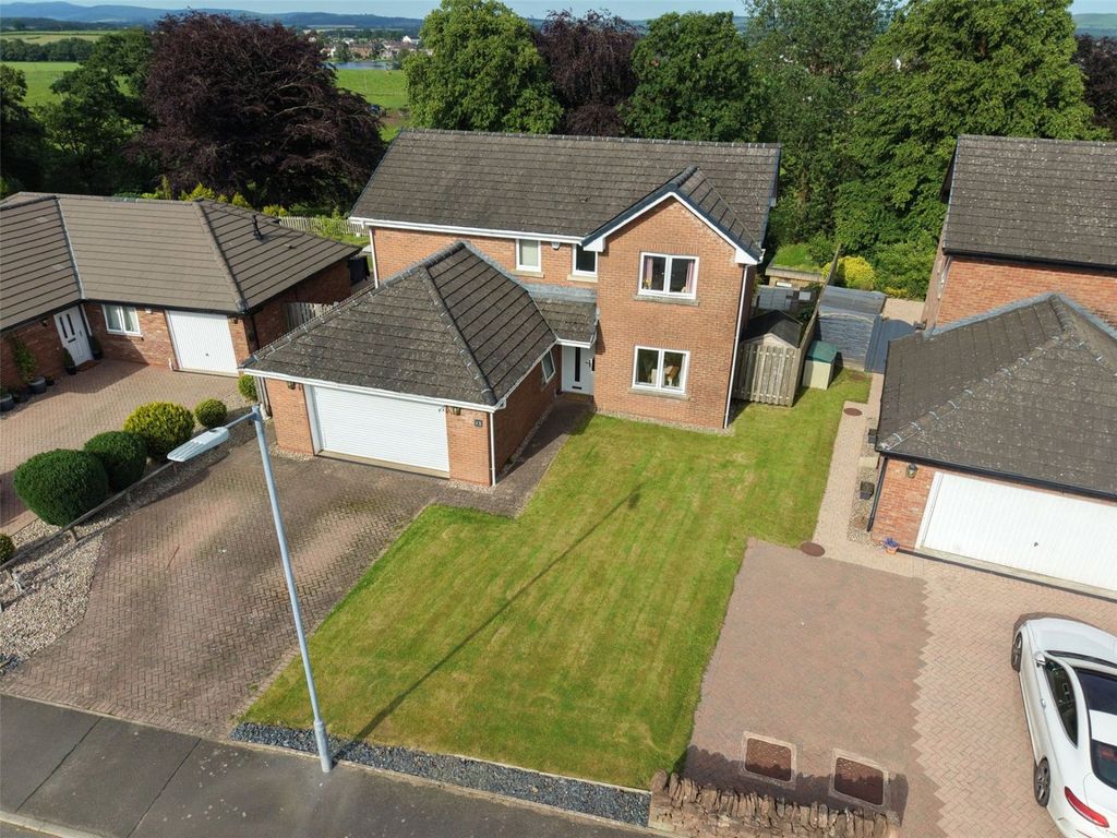 Property photo 2 of 37 Picture No. 39
