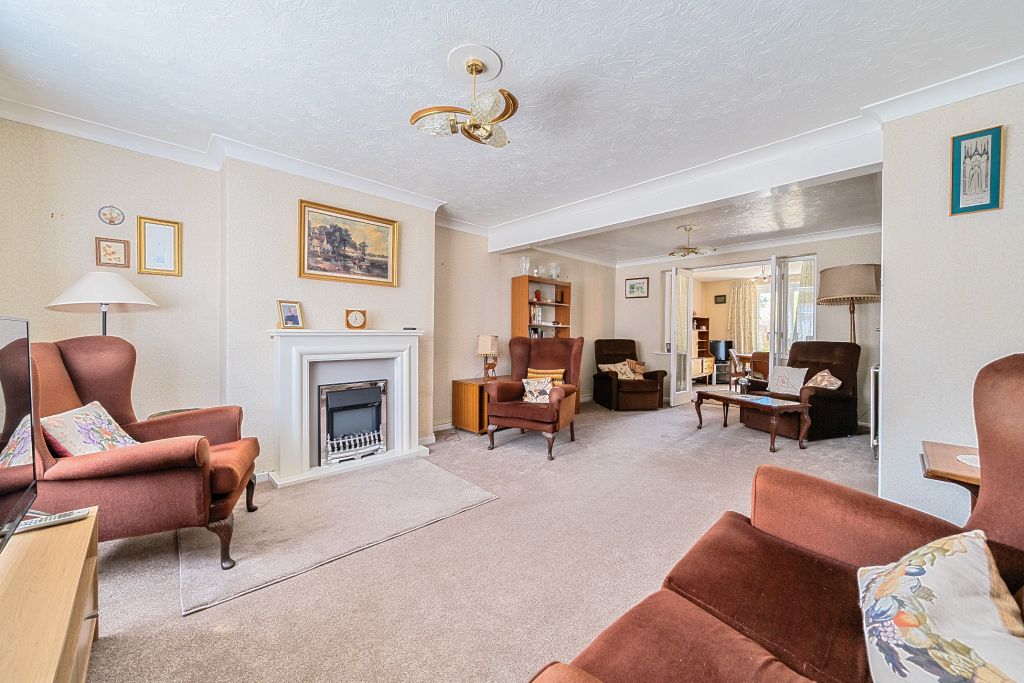 Property photo 3 of 19