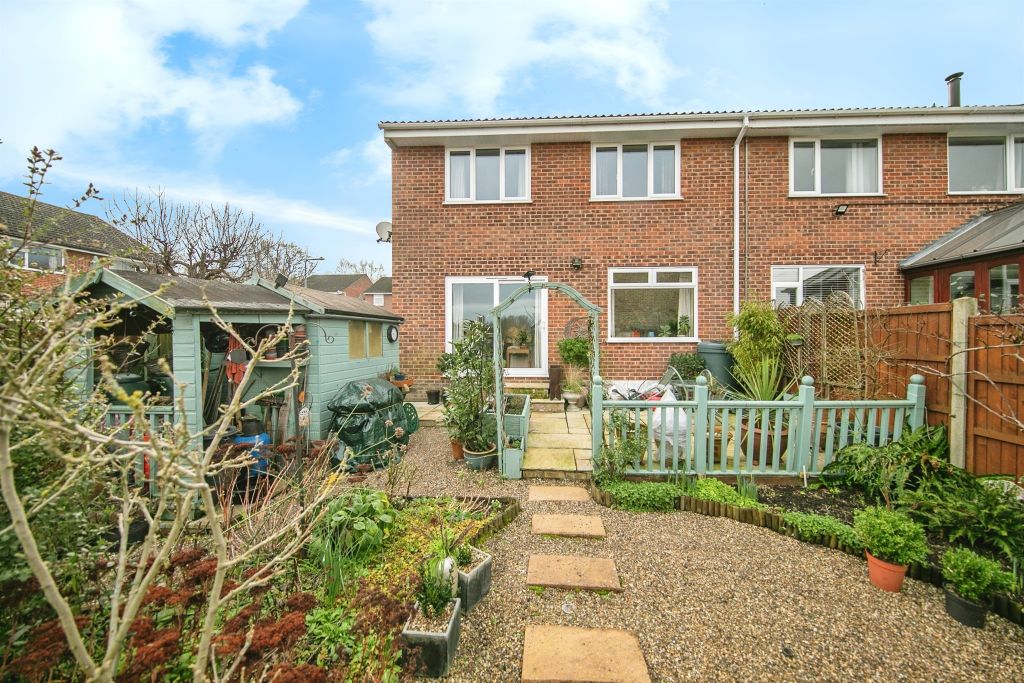 Property photo 3 of 17