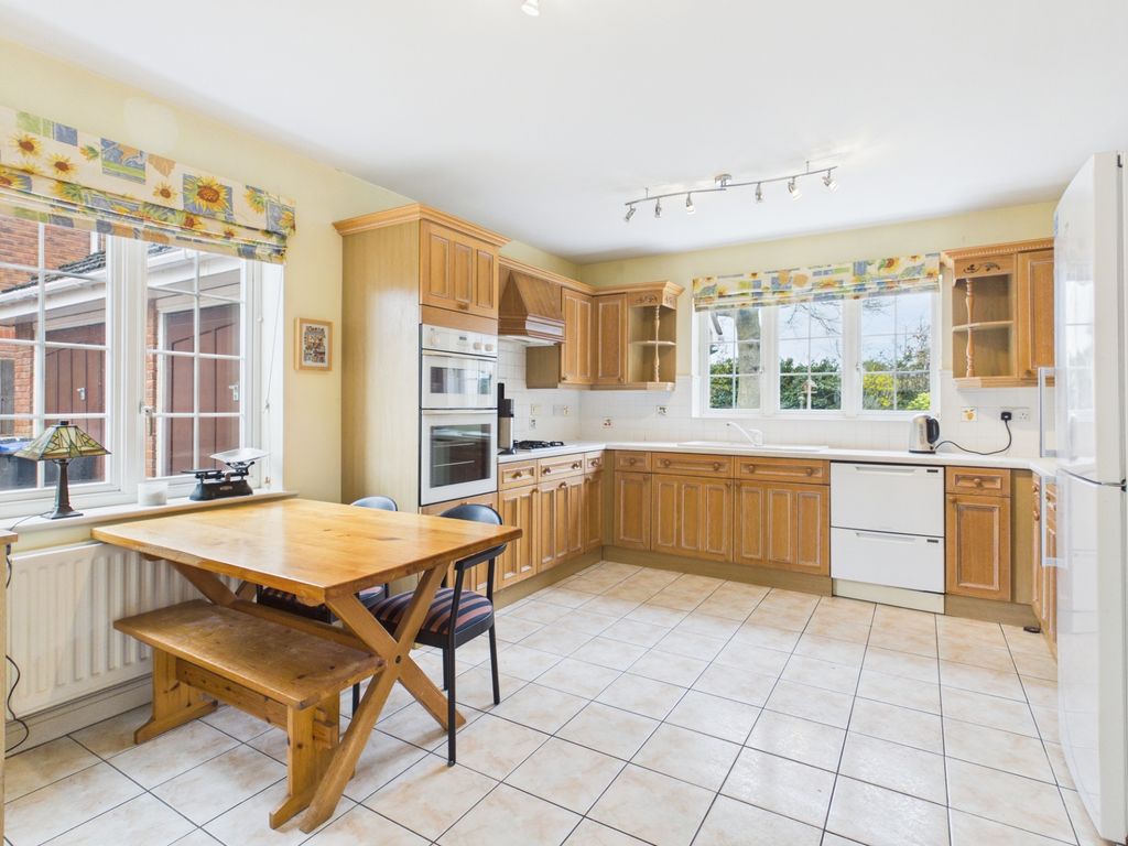 Property photo 2 of 24 Photo 2