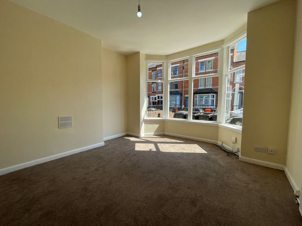 Property photo 3 of 4