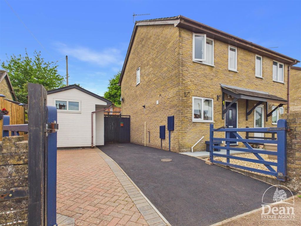 Property photo 1 of 22