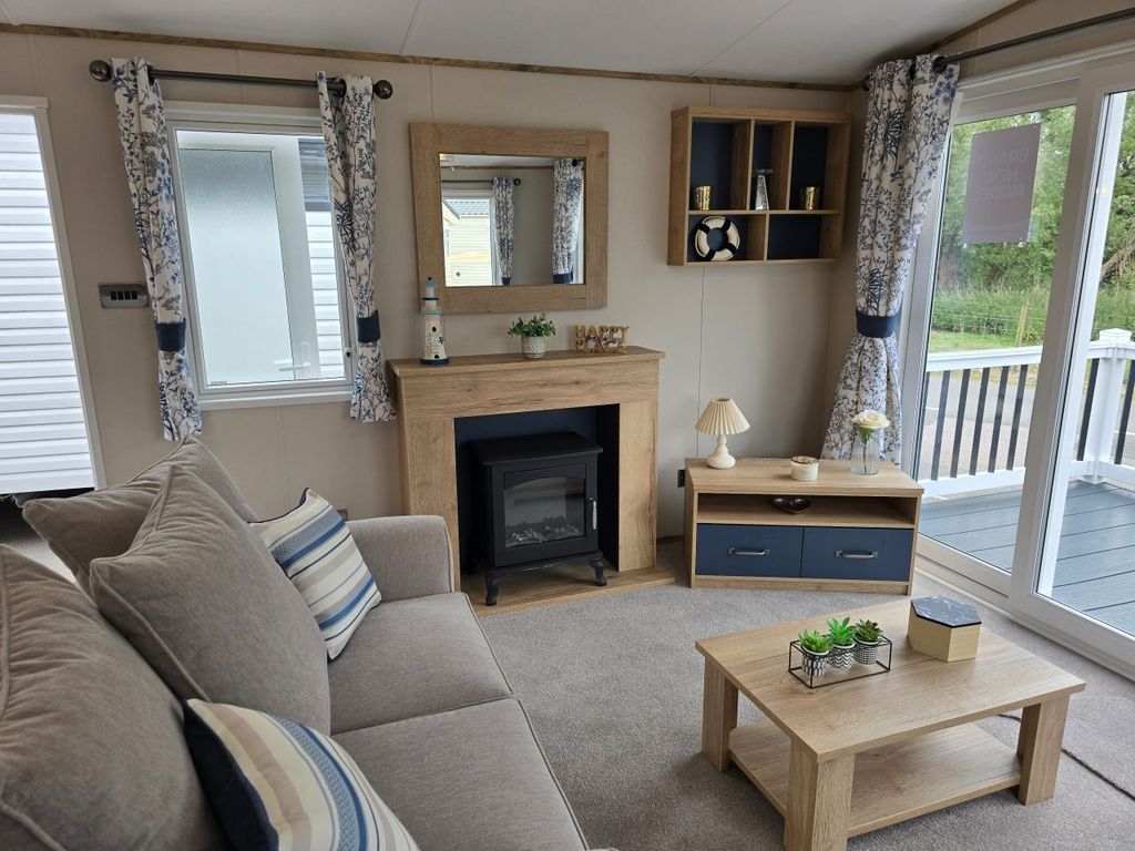 Property photo 3 of 17 Abi Ticehurst 2025 Car0064386 107966959.Jpeg