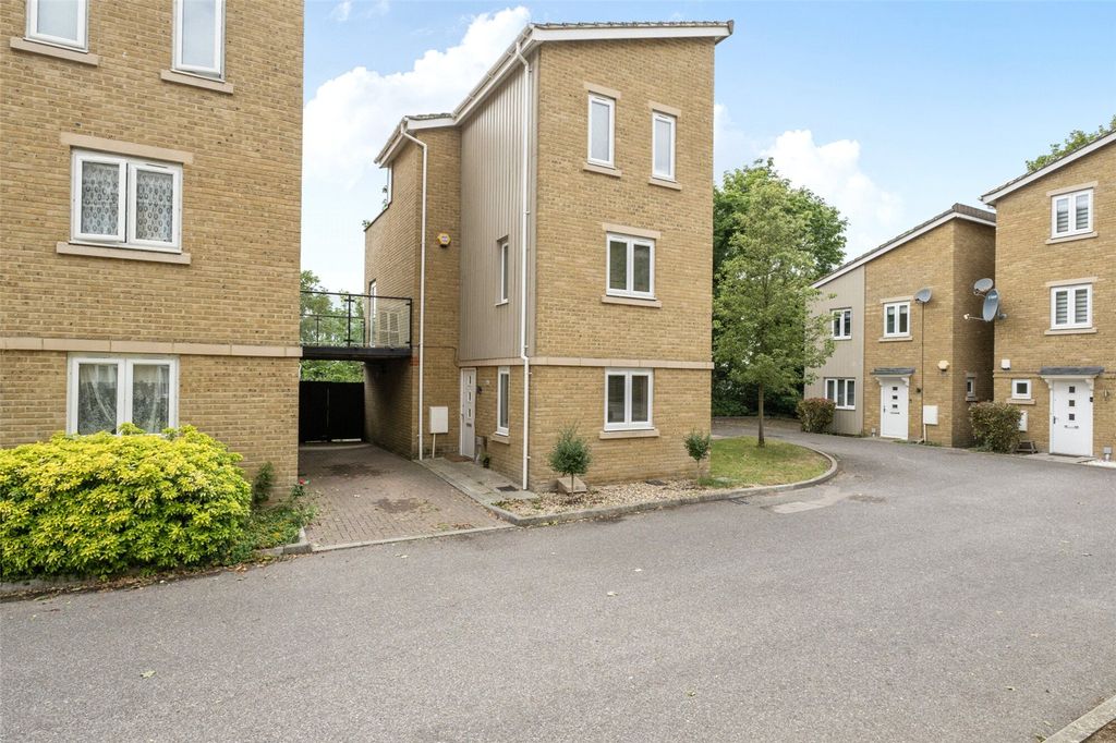 Property photo 1 of 22 Picture No. 23