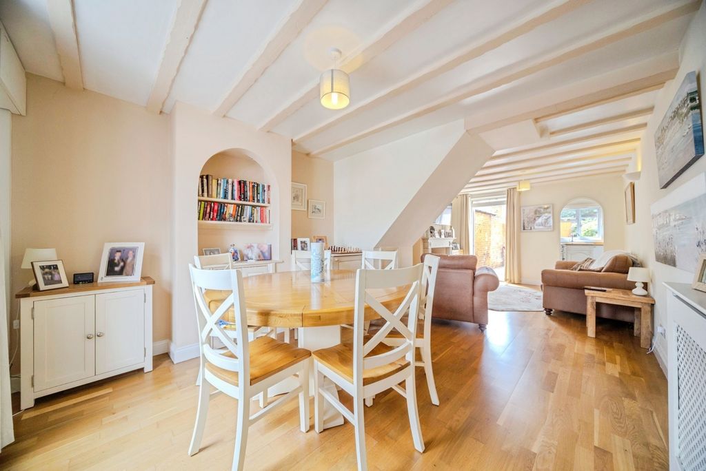 Property photo 3 of 16 Pbox-Img.Jpg