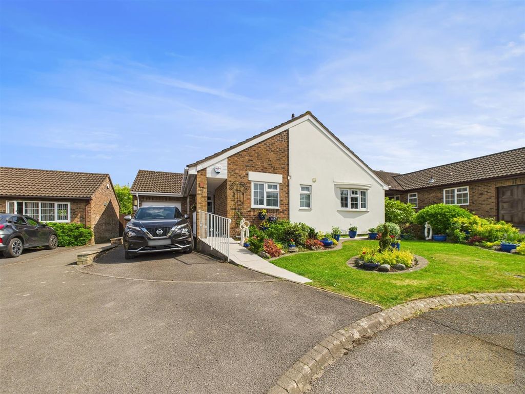 Property photo 1 of 14