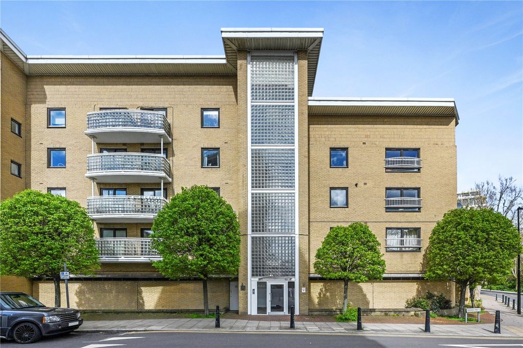 Property photo 2 of 14 Exterior