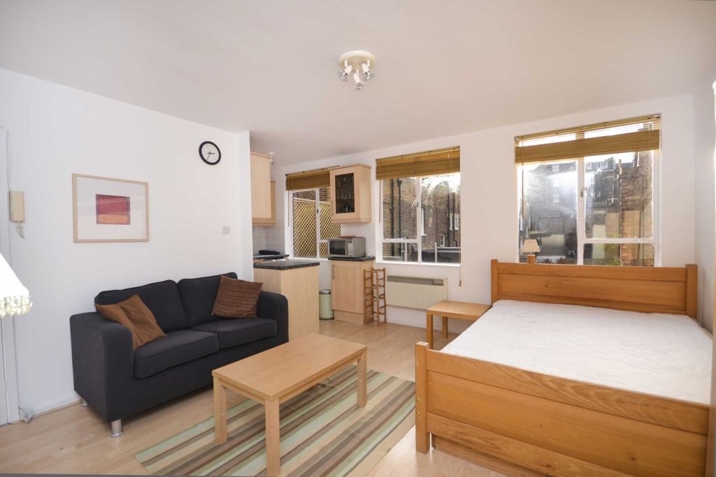 Property photo 1 of 4