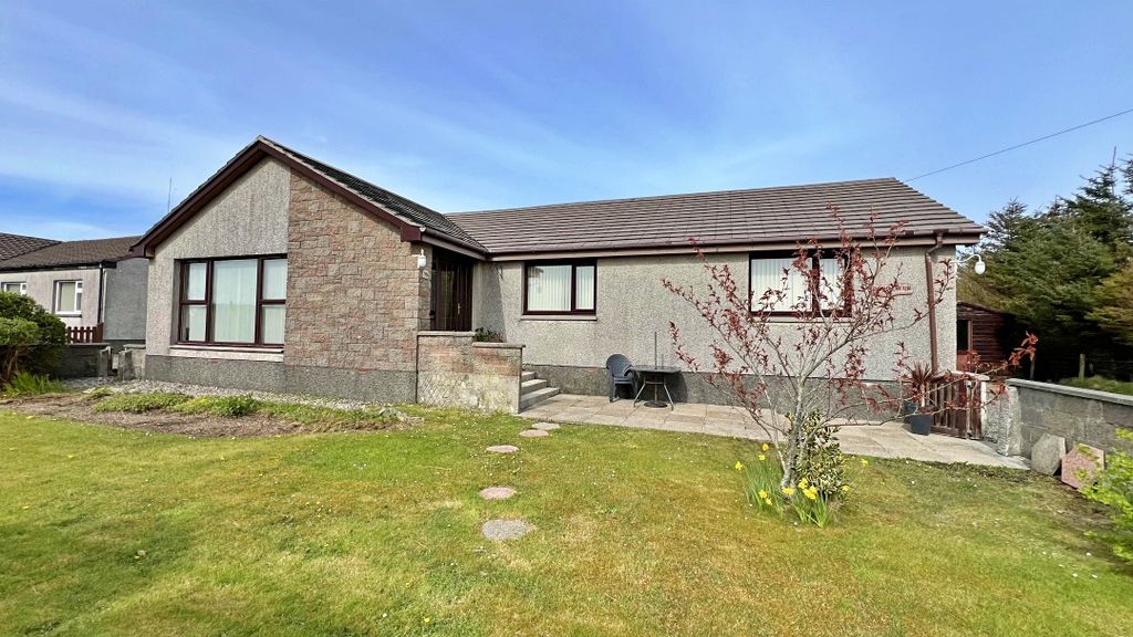 Property photo 1 of 32