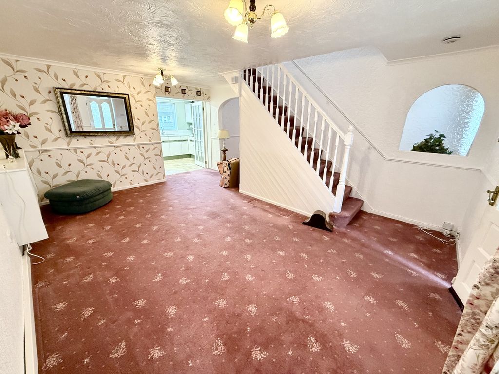 Property photo 2 of 9 Img_0632