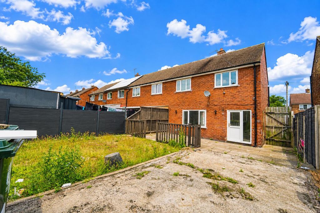 Property photo 2 of 16