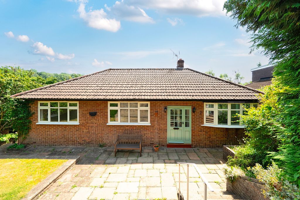 Property photo 1 of 21