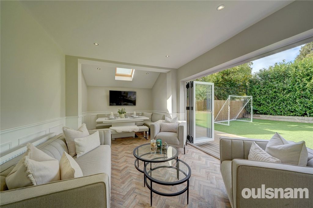 Property photo 3 of 25 Picture No. 06