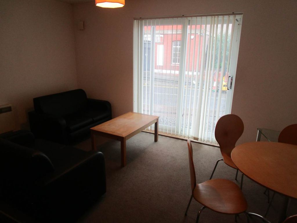 Property photo 3 of 14 Img_3680