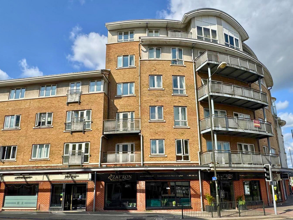 Property photo 1 of 10 Front (Exterior)