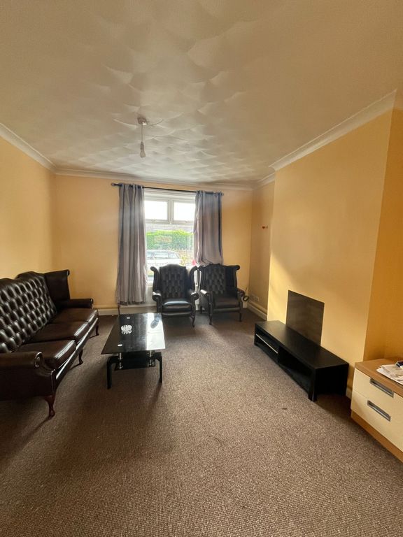 Property photo 3 of 26