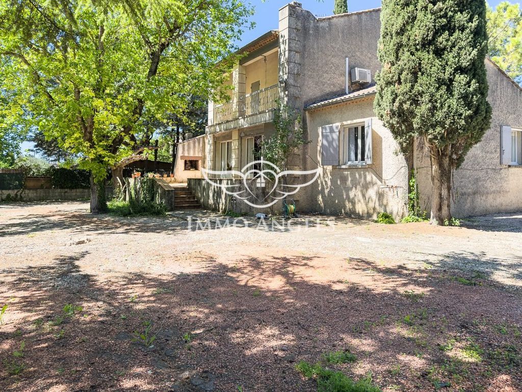 Property photo 1 of 15 House 175 m2 Useful, Ideal For Living And/Or Business Activity