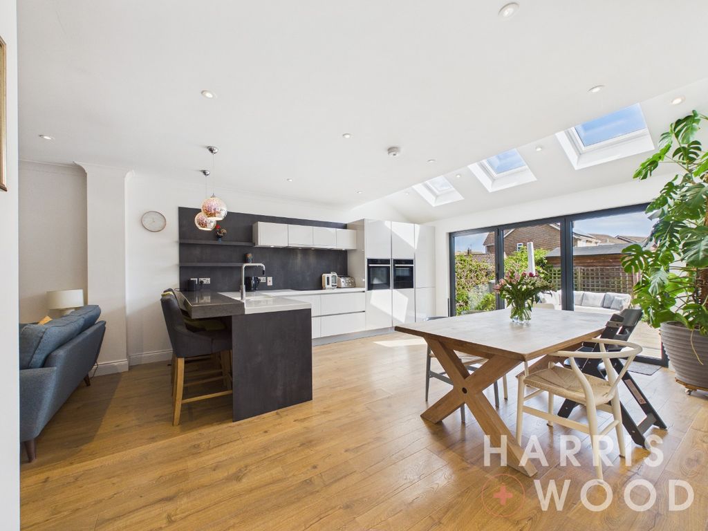 Property photo 2 of 37 5086336